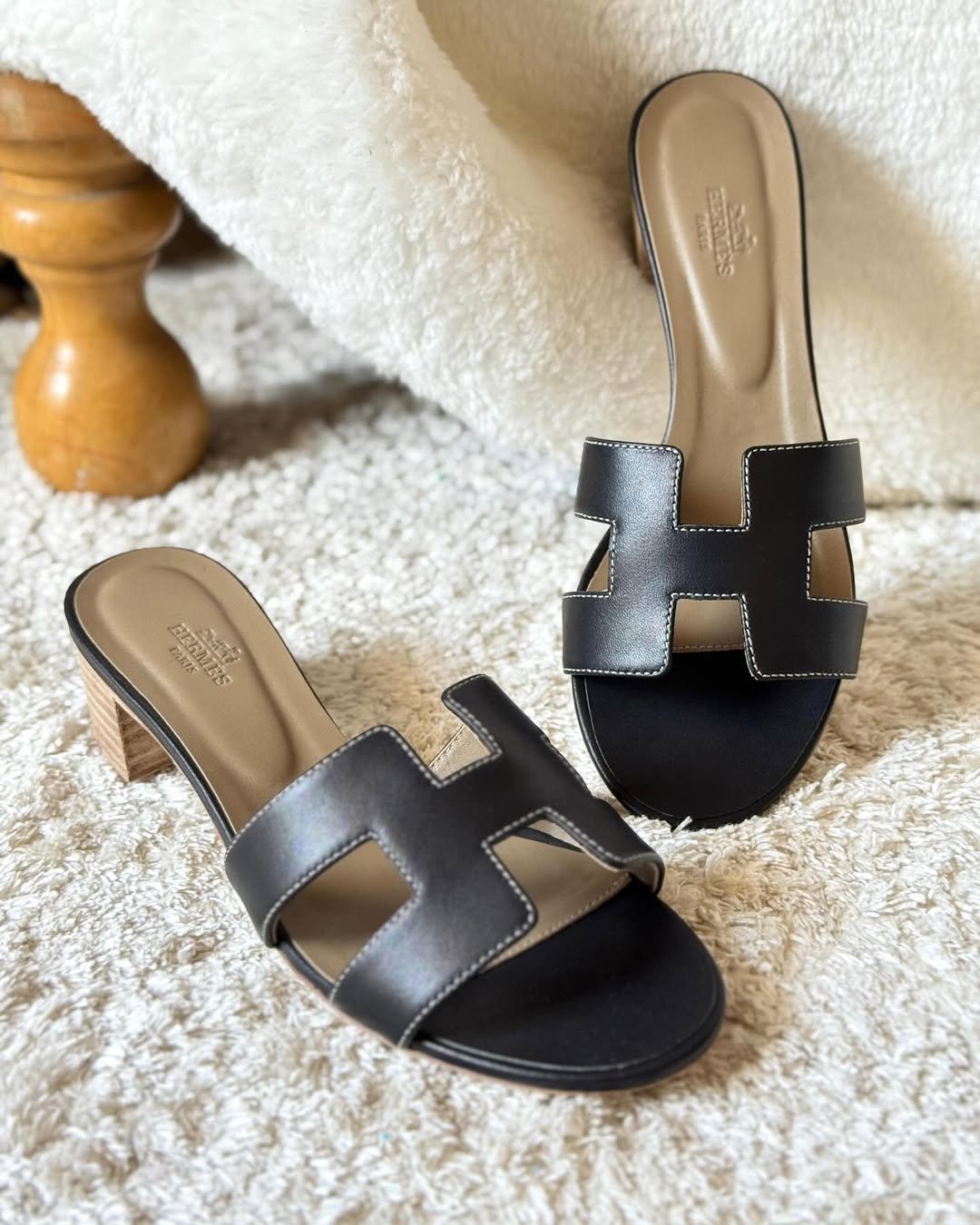 Hermès H-Sign Short Heels - Image 3